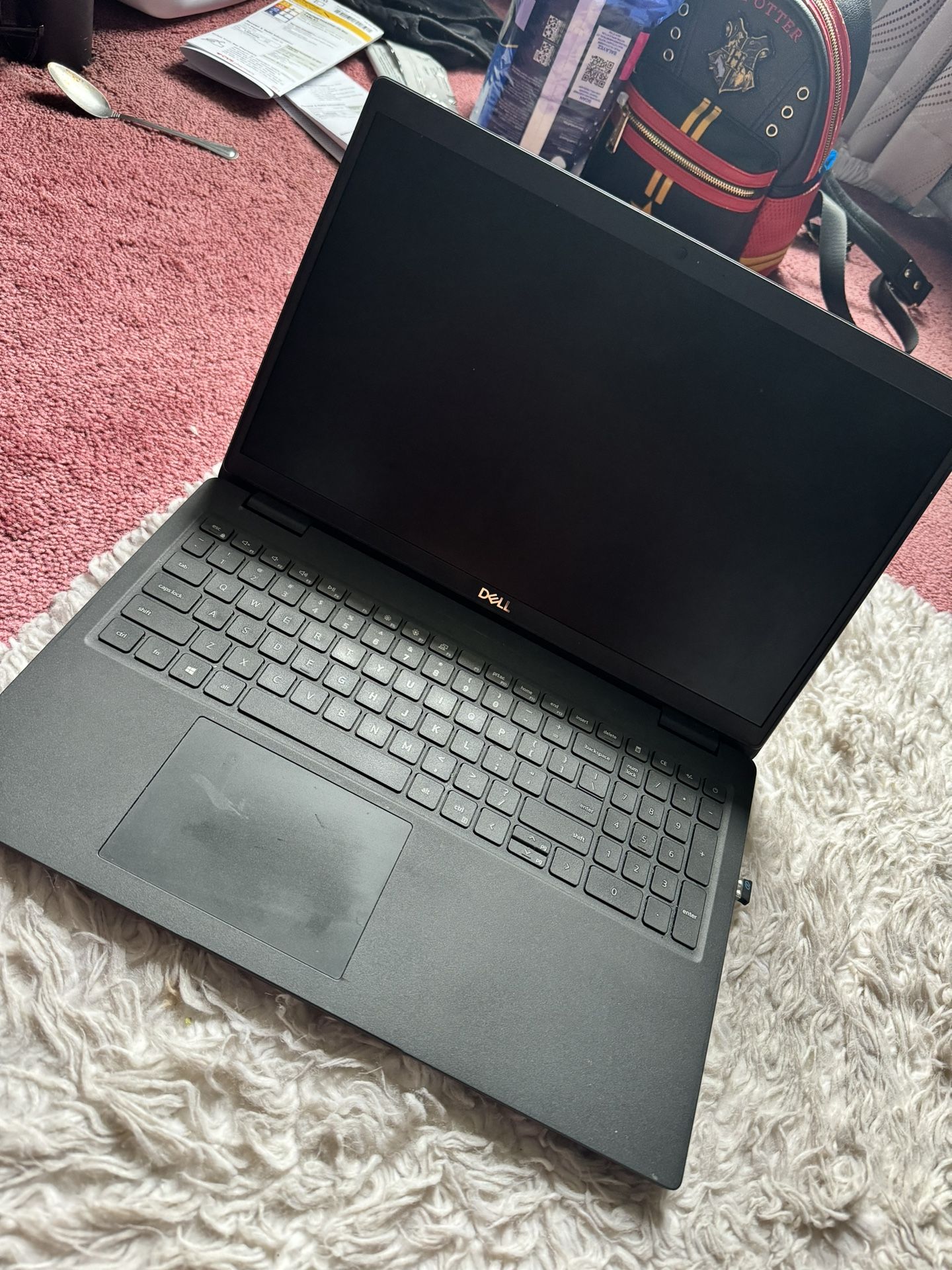 Dell Latitude 3520 Laptop