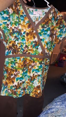 Scrub pants set shirt is a medium pants are small