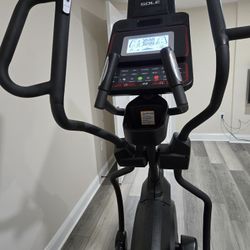 FOR SALE: Sole E35 Elliptical Trainer