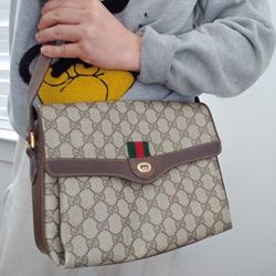 Authentic Vintage Gucci GG Monogram Supreme Sherry Web Ophidia Accordion Crossbody Bag