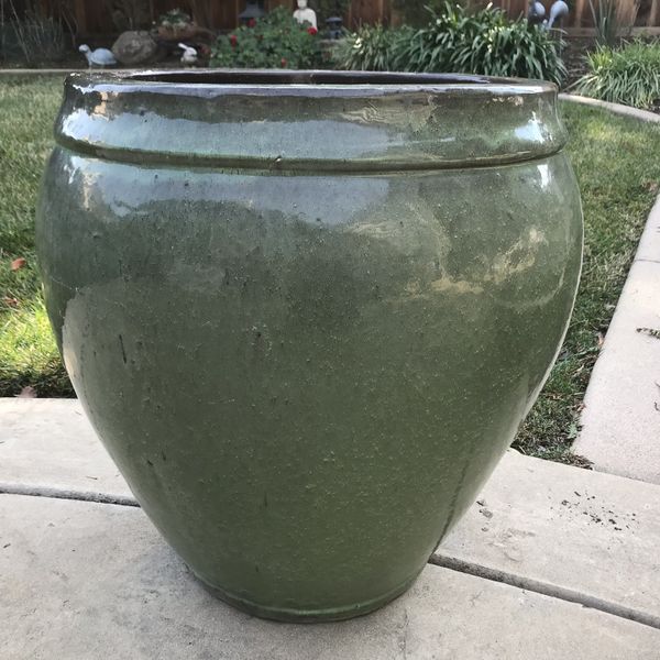 Beautiful Xlarge glazed garden pot for Sale in Sacramento, CA OfferUp