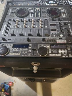 Dj