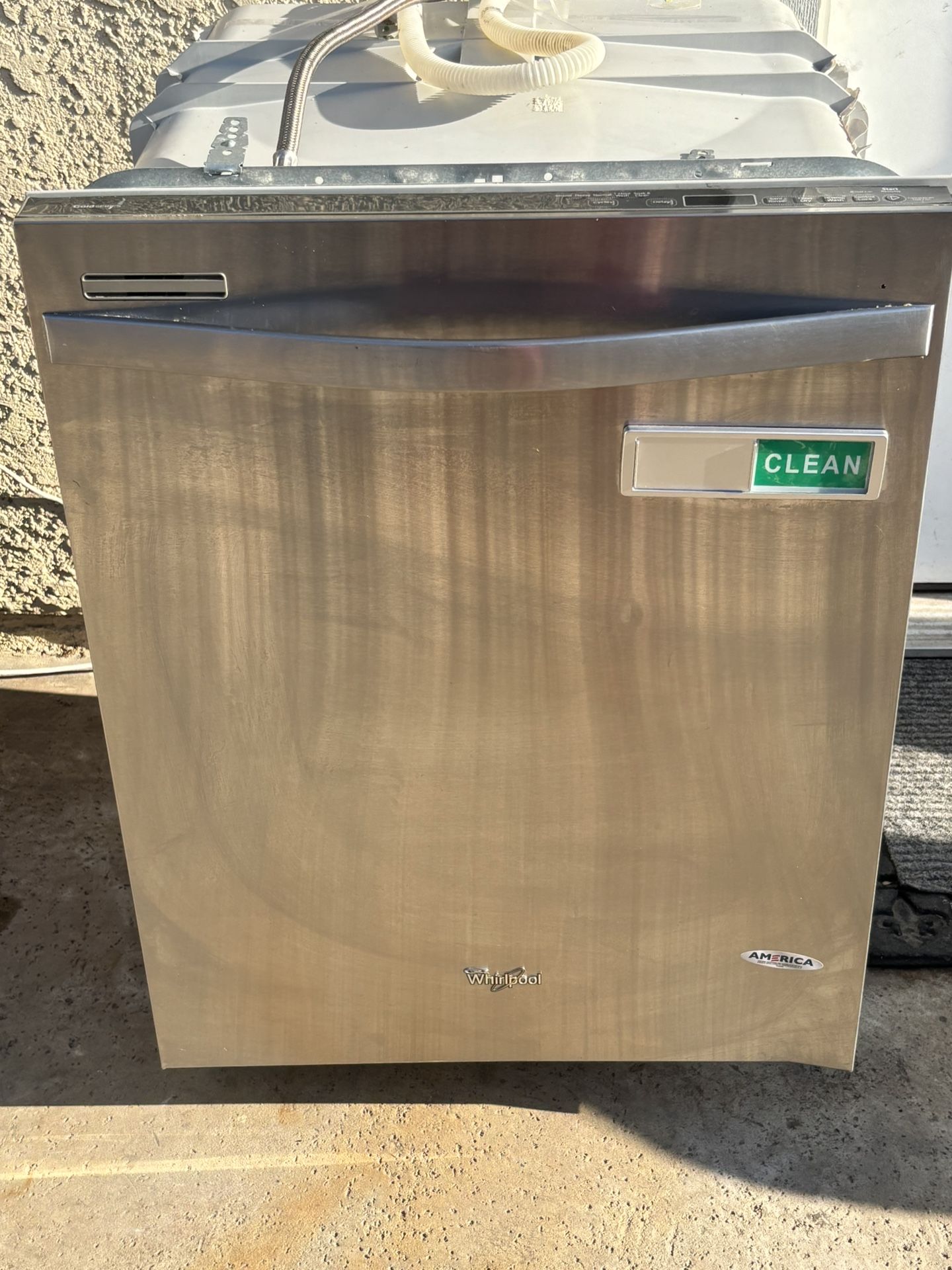 Whirlpool Dishwasher