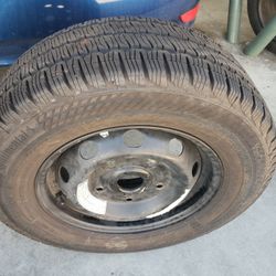 1RIM TIRE BRAND NEW 5LUGS 16X6J 235/65R16