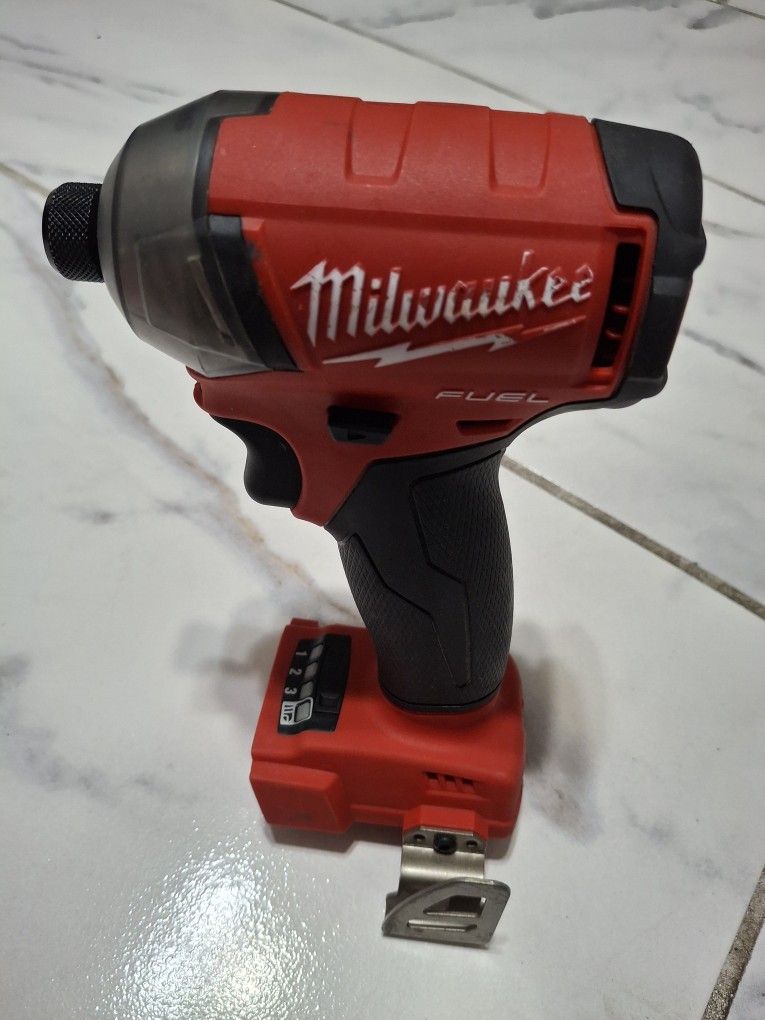 Milwaukee M18 FUEL SURGE 1/4" Hex Hydraulic Driver (Tool Only)