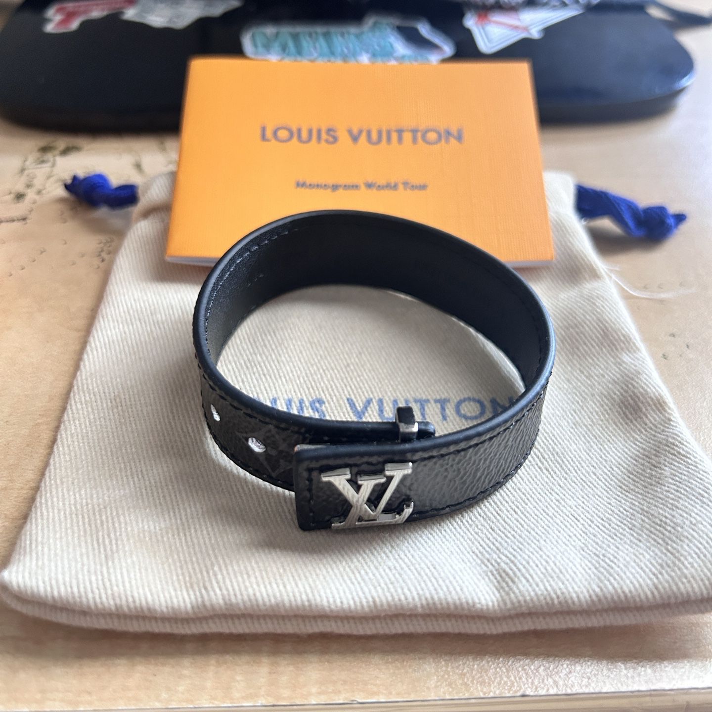 Louis Vuitton Slim Bracelet ( Black tone) ⚫️