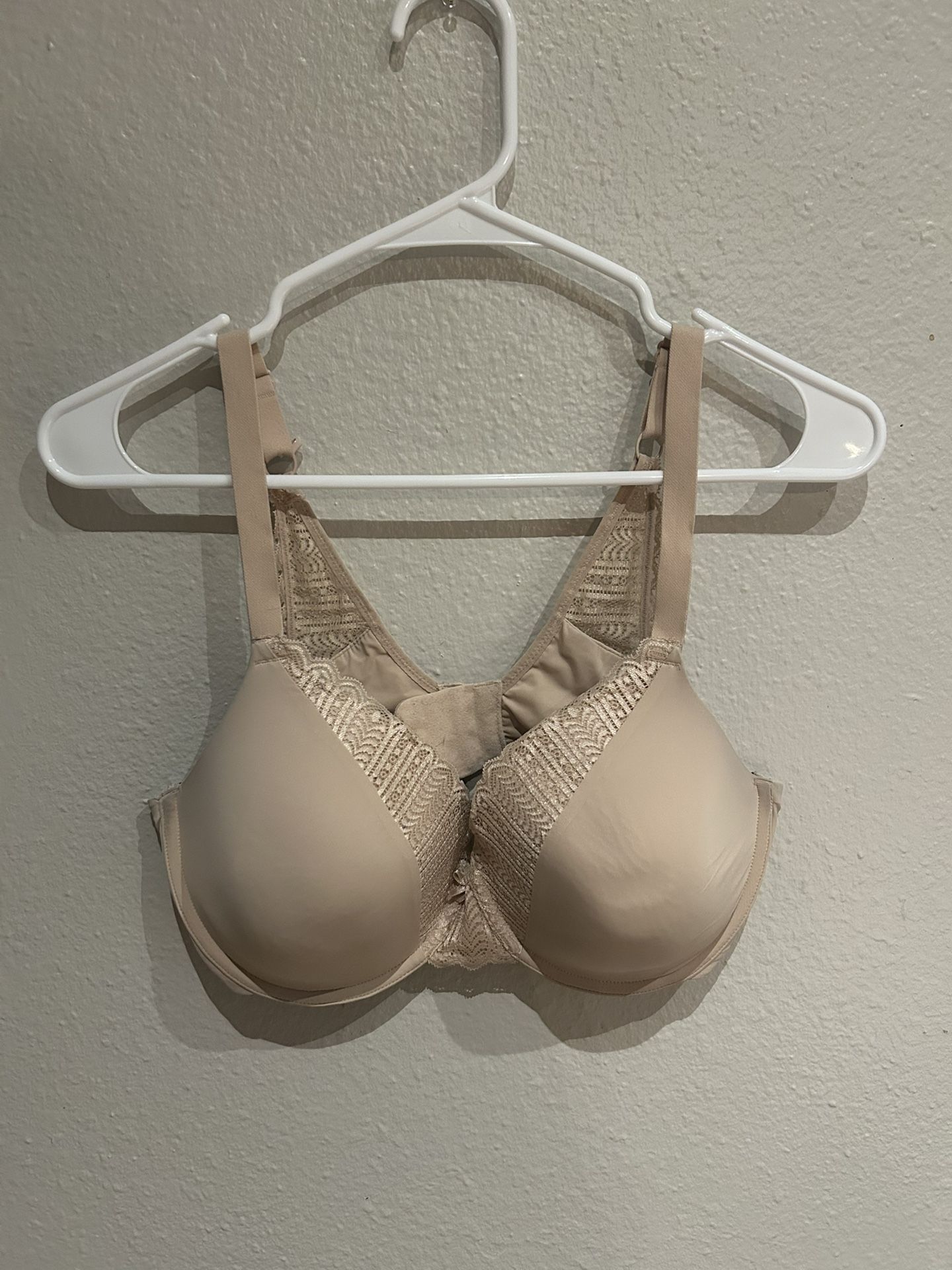 36DD bra Maidenform