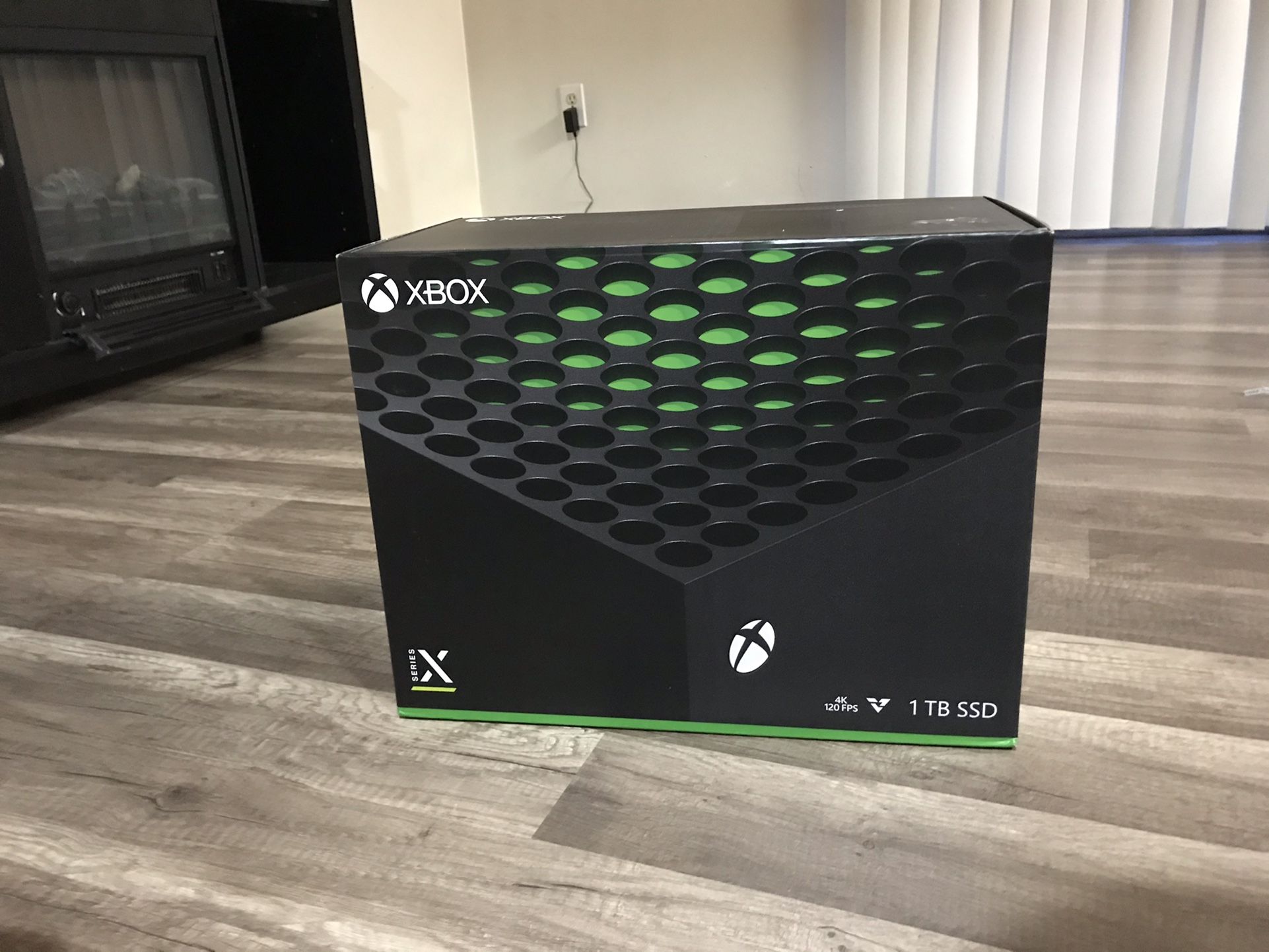 Xbox Series X BRAND NEW with Receipt