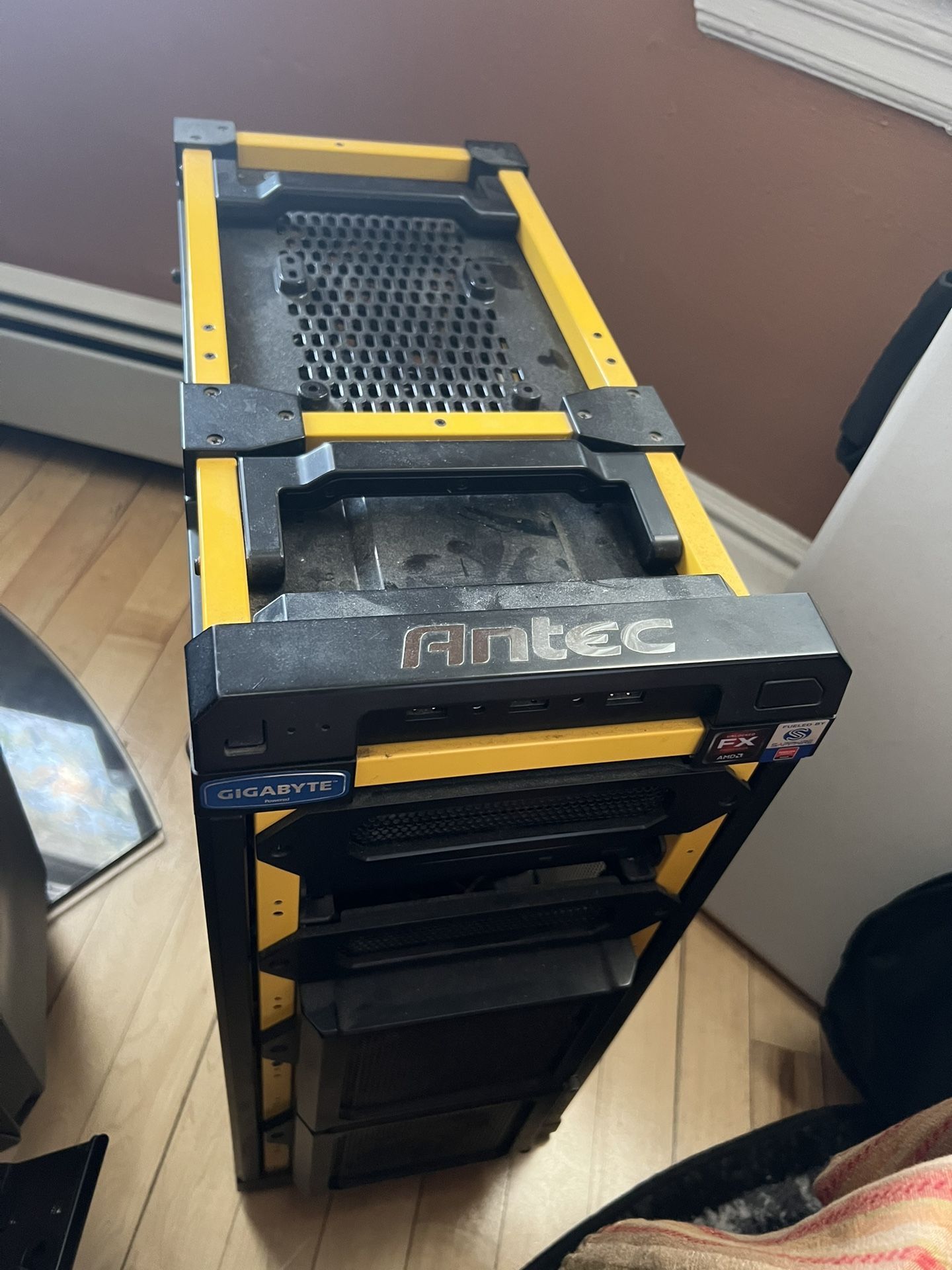 Antec Lanboy Case