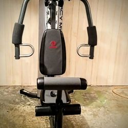 Home Gym- Alot of WEIGHT 