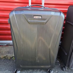 Samsonite Black Suitcase 