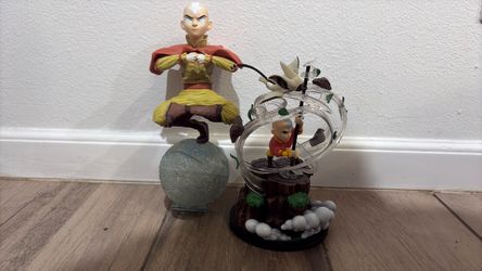 Avatar the last airbender Aang statues lot