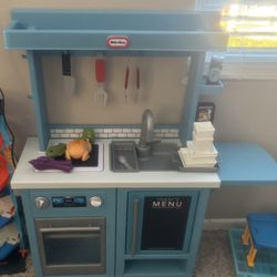 Little Tikes Fresh Prep Kitchen
