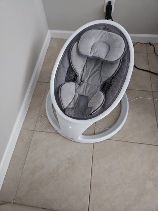 Munchkin Baby Swing