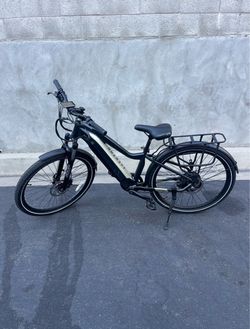 Aventon Level E Bike…. In great condition. Barely used. Battery and charger included. $850 Price is Firm!!!!