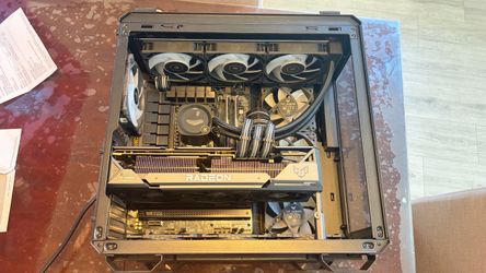 High-End ASUS TUF Gaming PC | RX 7900 XTX 24GB | Ryzen 7 7700X | 64GB DDR5 | 3TB NVMe