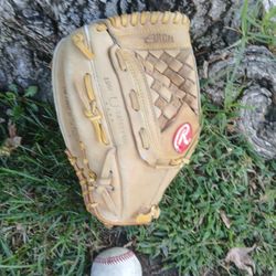 RAWLINGS "LEFTHANDED,," THROWER BASEBALL GLOVE. "FIRM PRICE" LOCATED IN GLENDORA
