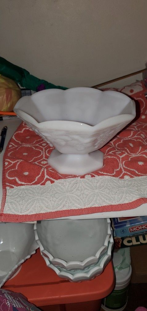 Milk Glass Fruit Bowl 
