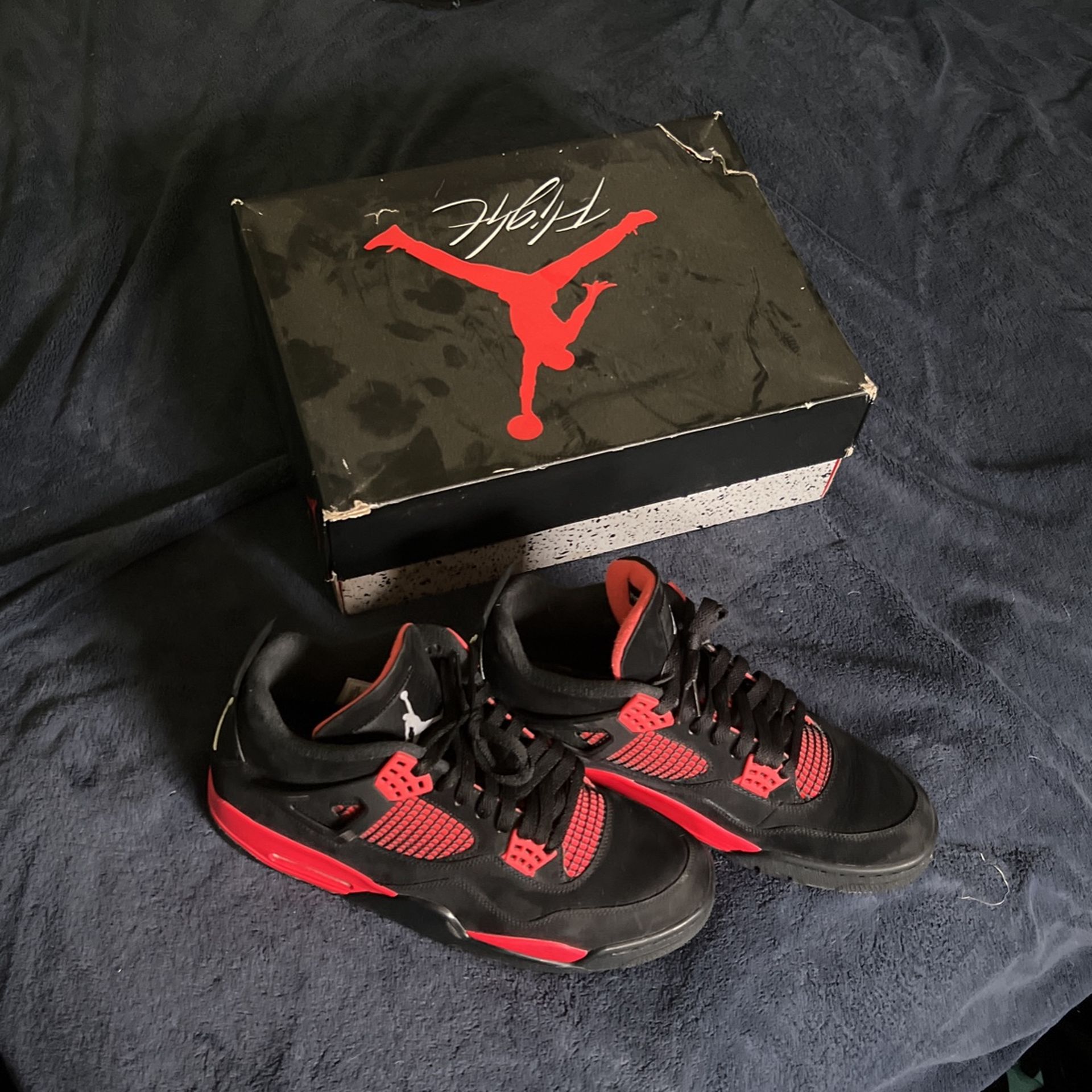 Jordan 4 Red Thunder