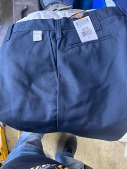 Dickies pans