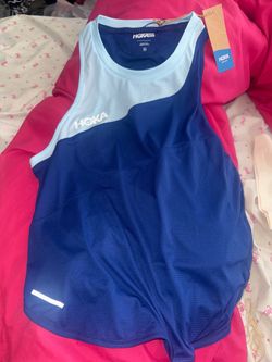 Hoka tank top