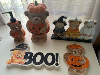 Bear Halloween decor