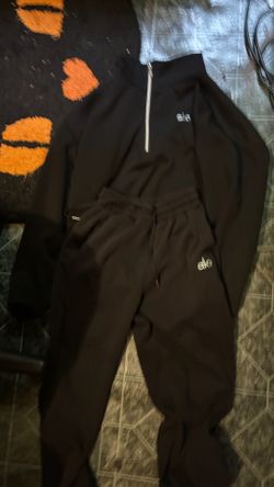 Alo Set Good condition only worn twice