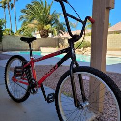 Redline 24in BMX for Sale in Phoenix, AZ - OfferUp