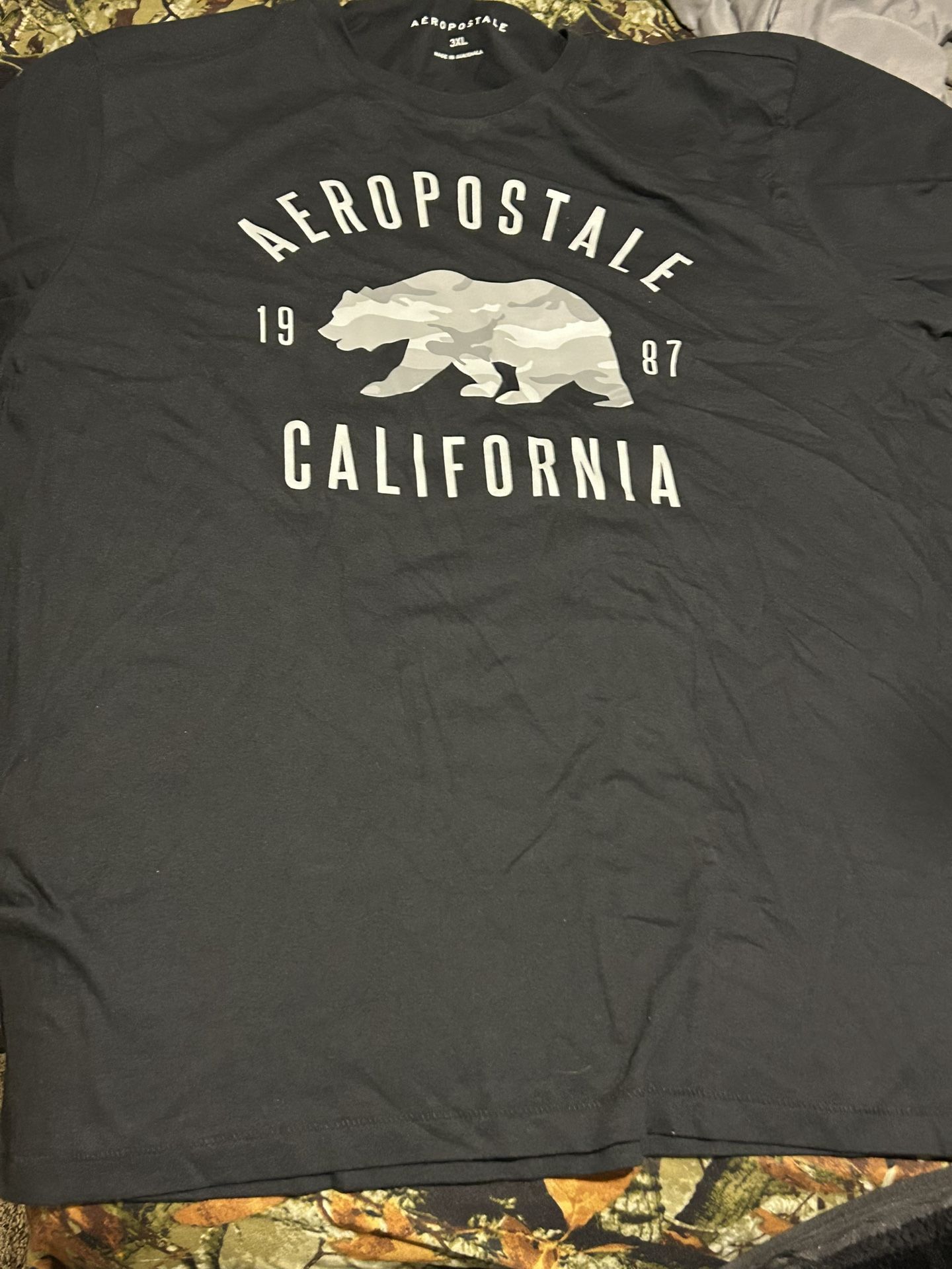 3XL Aeropostale Black Shirt