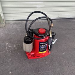Stark USA 32 Ton Manual Pneumatic Hydraulic Air Bottle Jack Lifting for Maintenance of Cars, Agricultural Vehicles, Trucks, Mobile Machinery