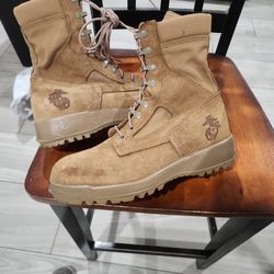 Military Boots Size 8.5R