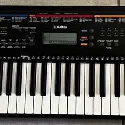 🎹 Yamaha PSR-E263 Keyboard
