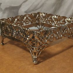 Vintage Gold Ornate Hollywood Regency-Style Tissue Box Holder