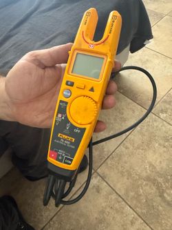 Fluke T6-600 Multi Meter