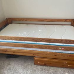 Twin Size/Toddler Bed