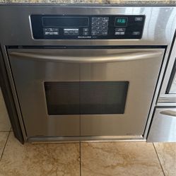 Oven