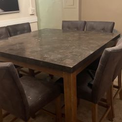 Dining Room Table 