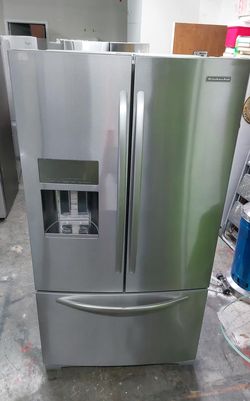 Stainless KitchenAid French Door Fridge with IceMaker