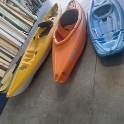 Family KAYAK package (3) w/paddles