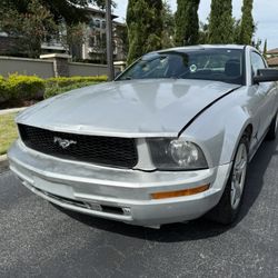 2005 Ford Mustang