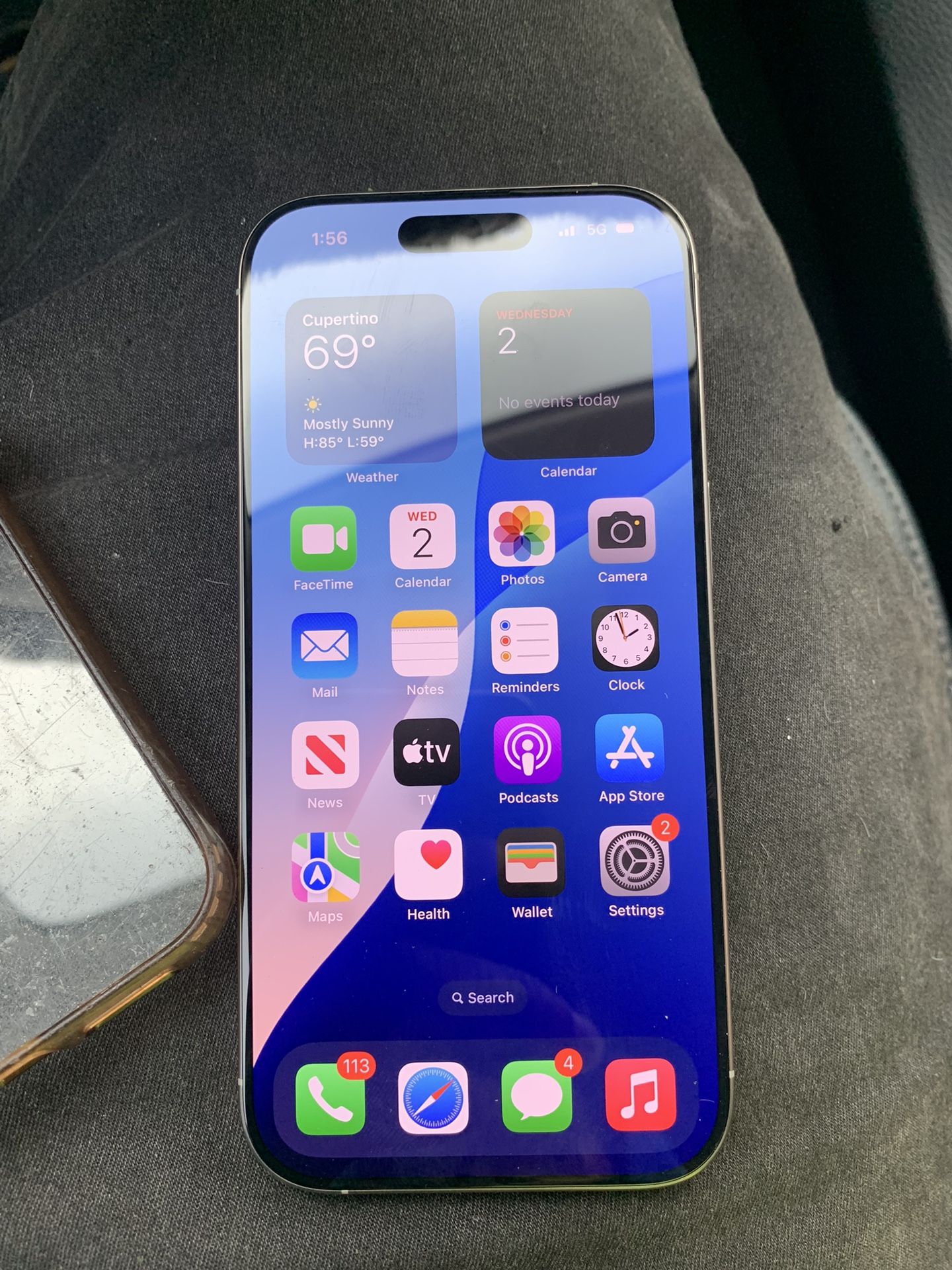 iPhone 16