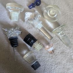 Lot of 9 GLASS BOTTLE STOPPERS
