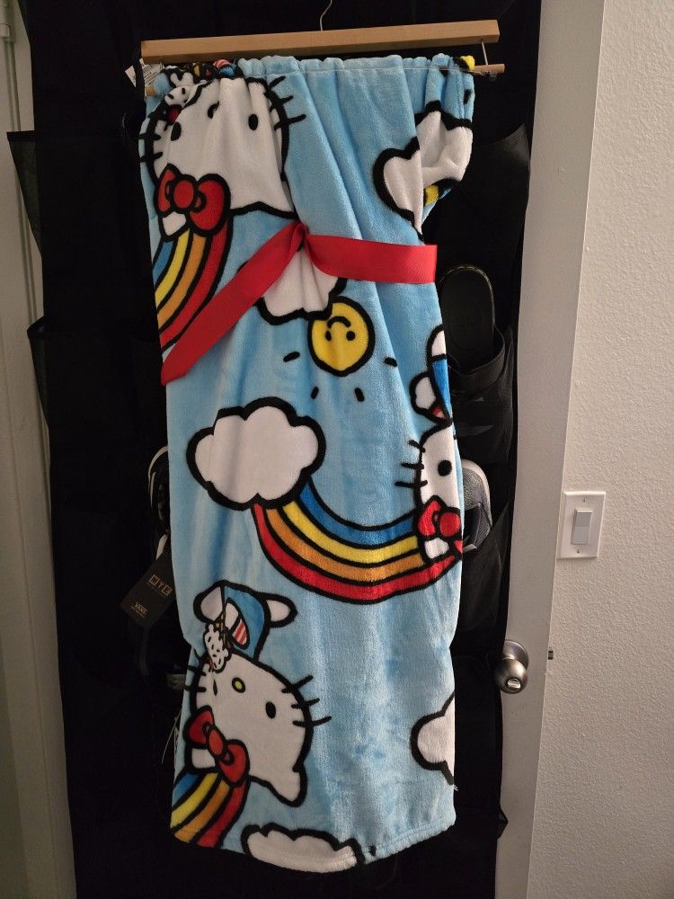Hello Kitty Rainbow Blanket 