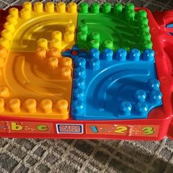 Mega Blocks Build & Learn Table
