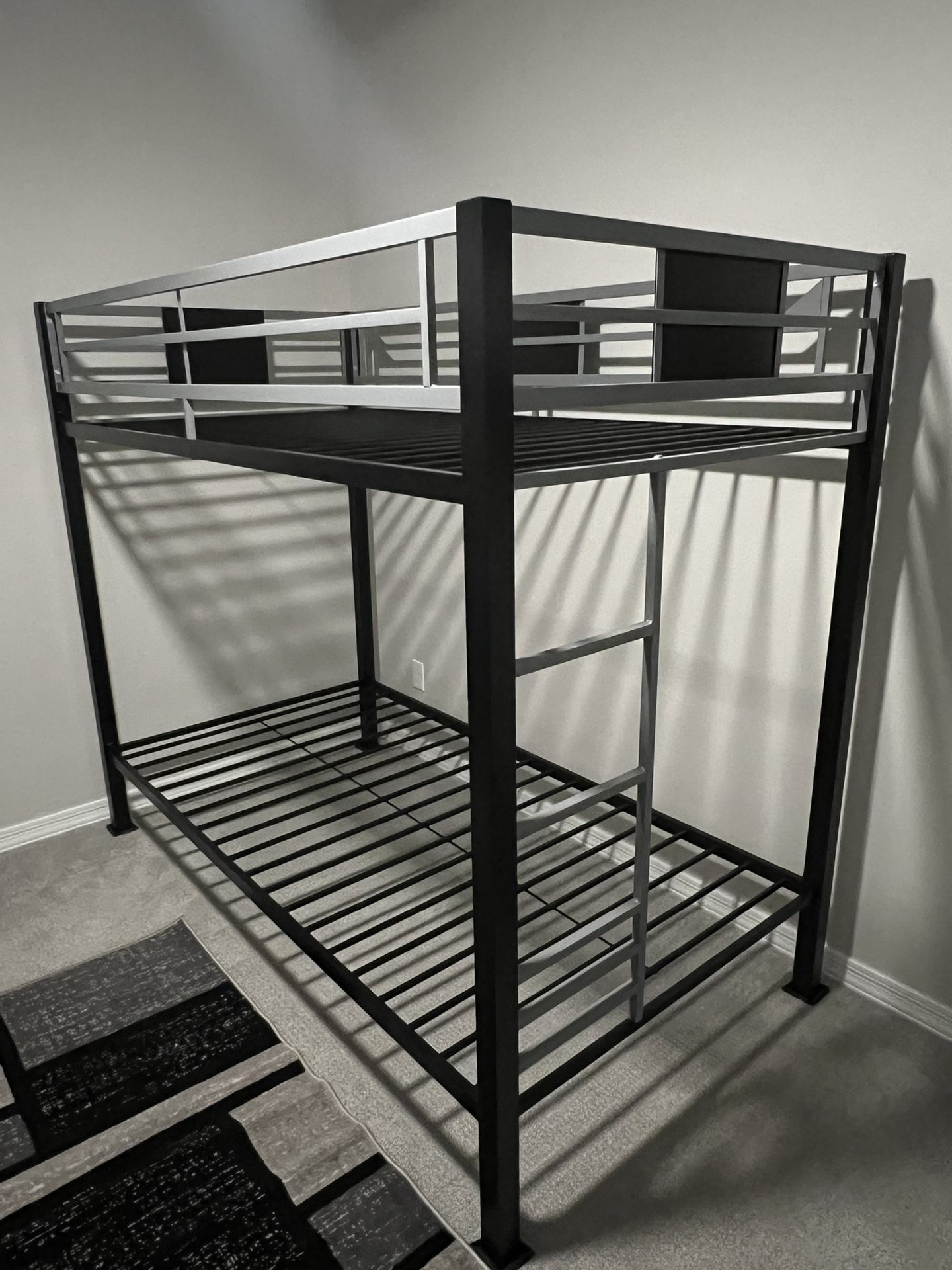 Black Metal Bunk Bed With One Twin Mattress