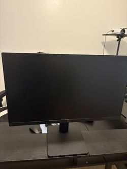 LG Monitor 23”