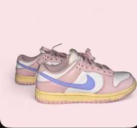 Nike Dunk low Pink trainers size 6 in women’s