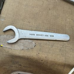Bonney Wrench