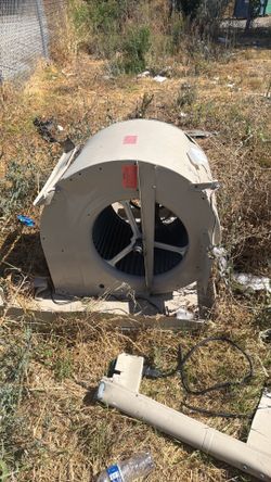 Swamp cooler fan