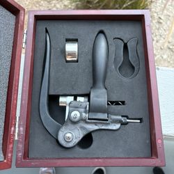 Set de vino con sacacorchos profesional
